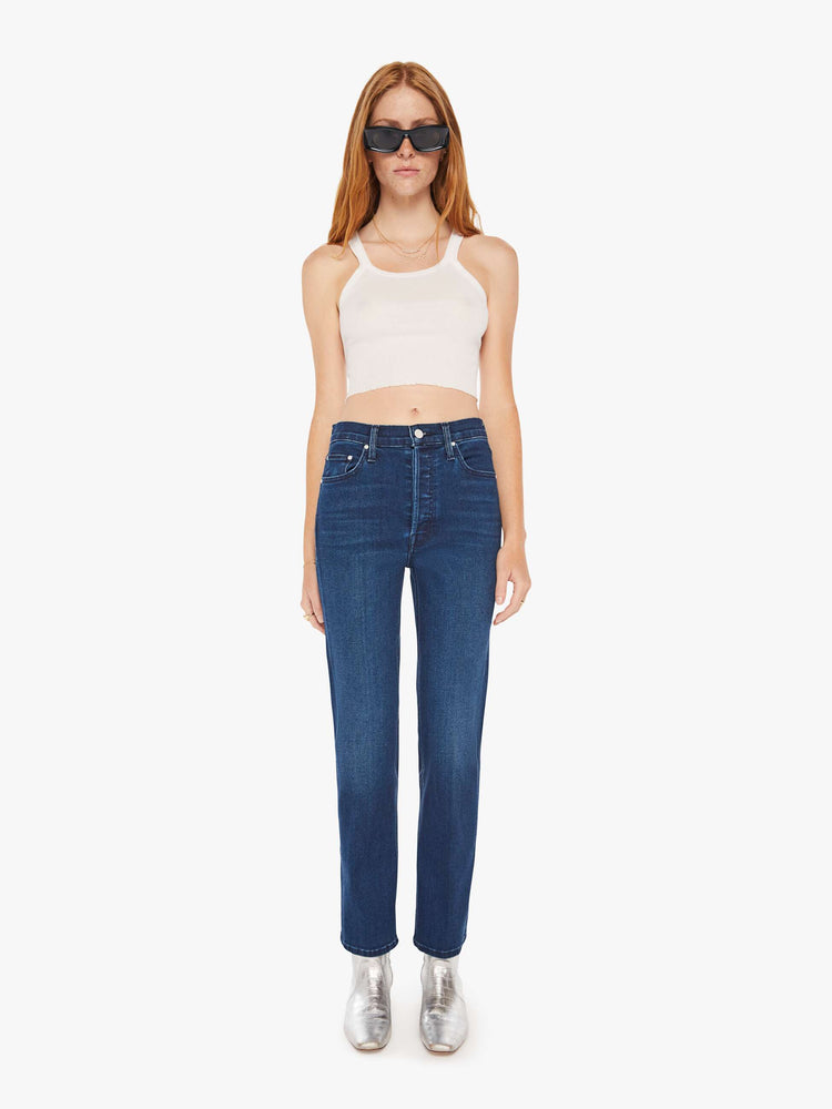 These tummy tuck jeans give you an illusion of a snatched waist! 👖🛍️